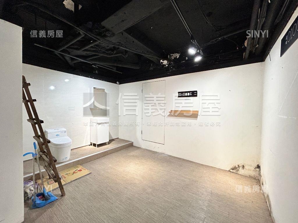 士林夜市透天店面房屋室內格局與周邊環境