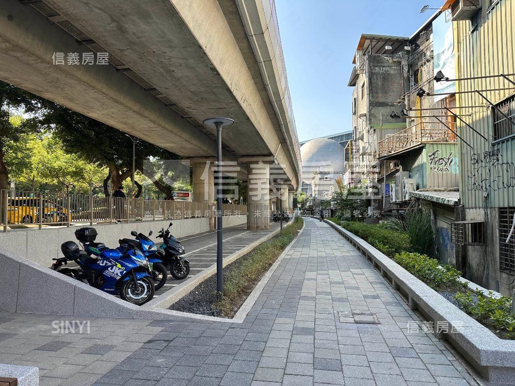士林夜市透天店面房屋室內格局與周邊環境