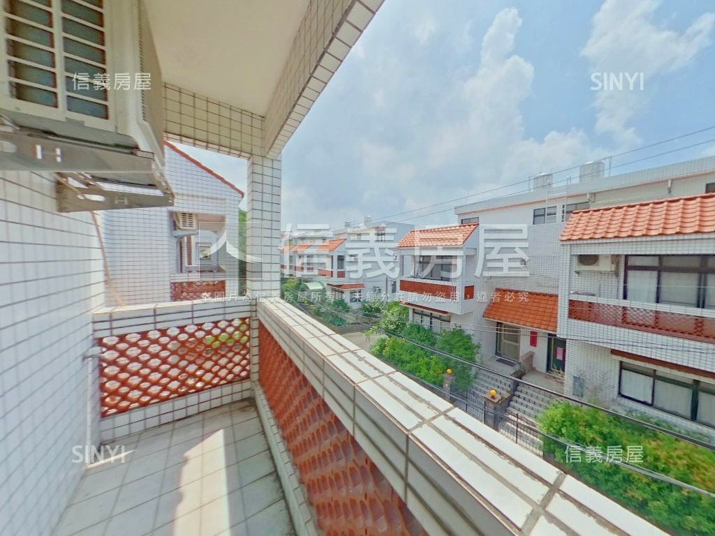 近寶山台積電管理庭院透天房屋室內格局與周邊環境