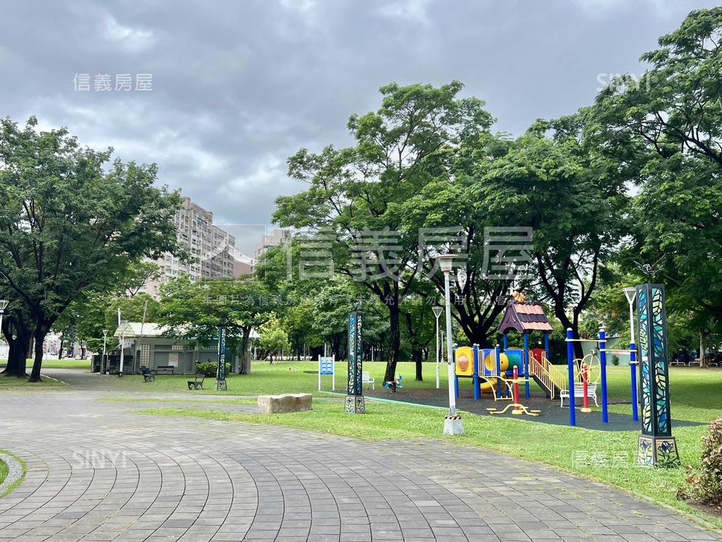 Ｒ１５捷運‧日光小宅房屋室內格局與周邊環境