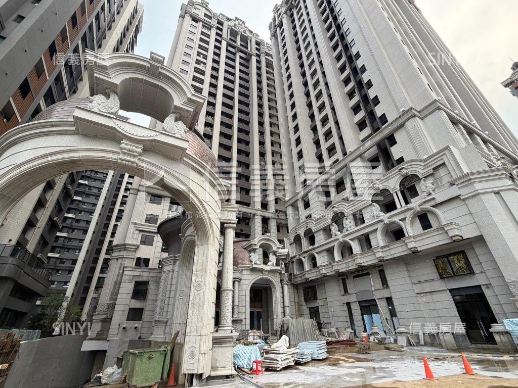 溫莎堡高樓採光兩房車位房屋室內格局與周邊環境