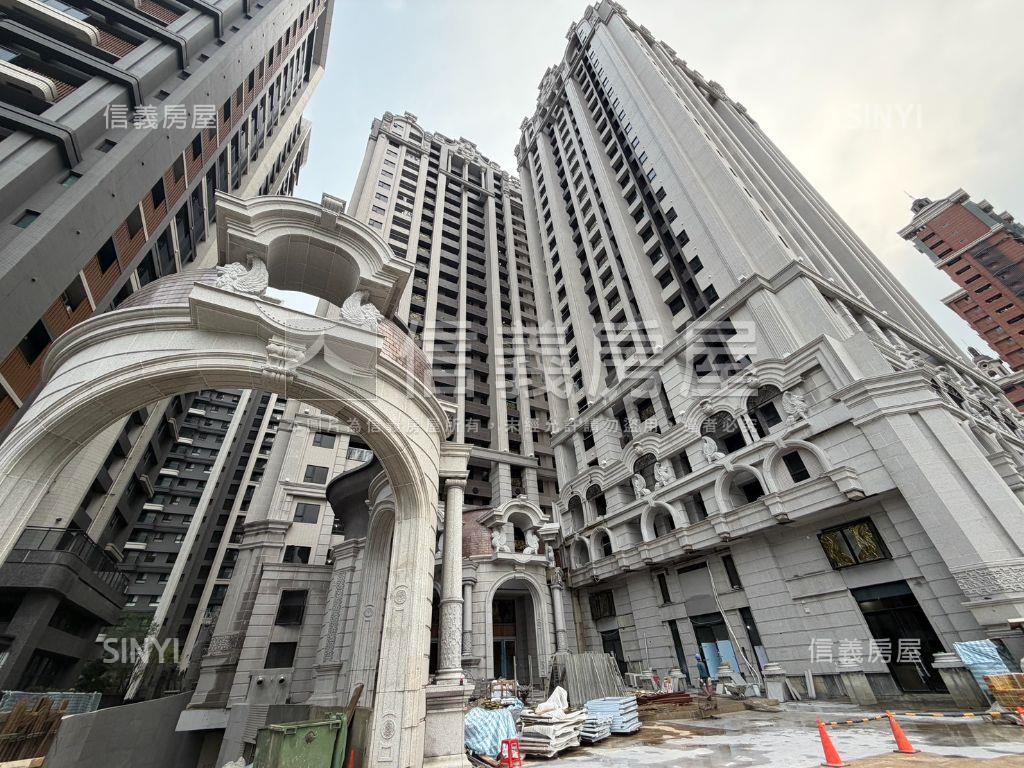 溫莎堡高樓採光兩房車位房屋室內格局與周邊環境