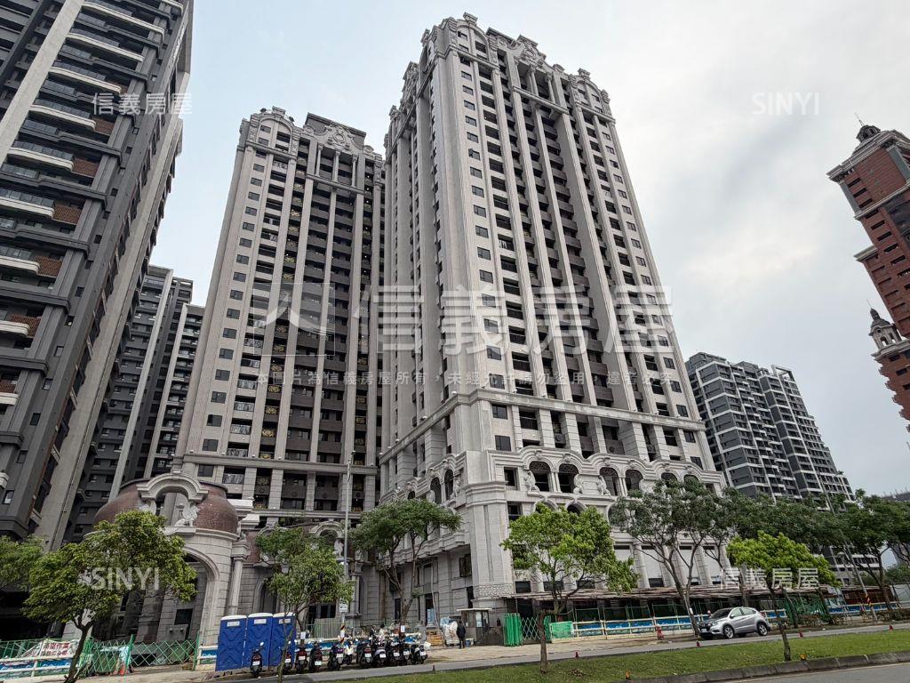 溫莎堡高樓採光兩房車位房屋室內格局與周邊環境