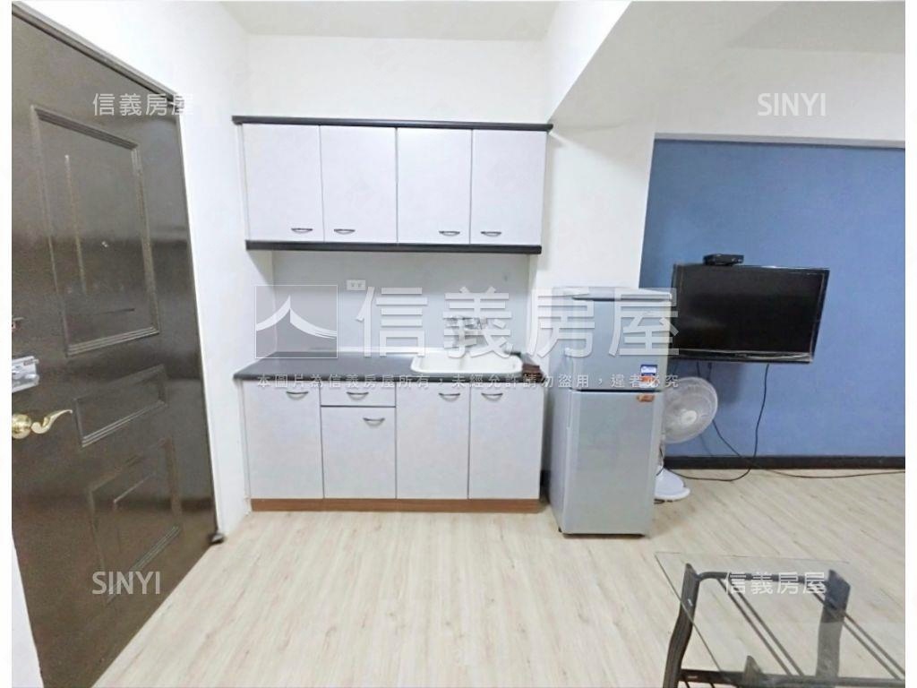 篤行路新青安裝潢美套房房屋室內格局與周邊環境