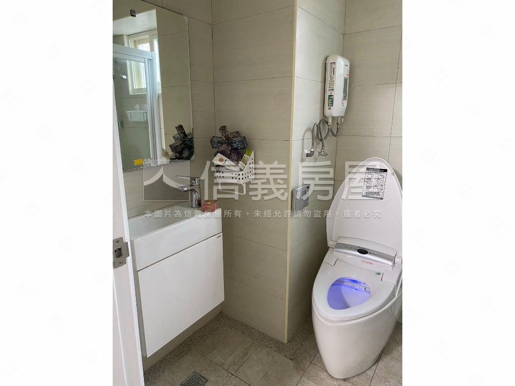 篤行路新青安裝潢美套房房屋室內格局與周邊環境