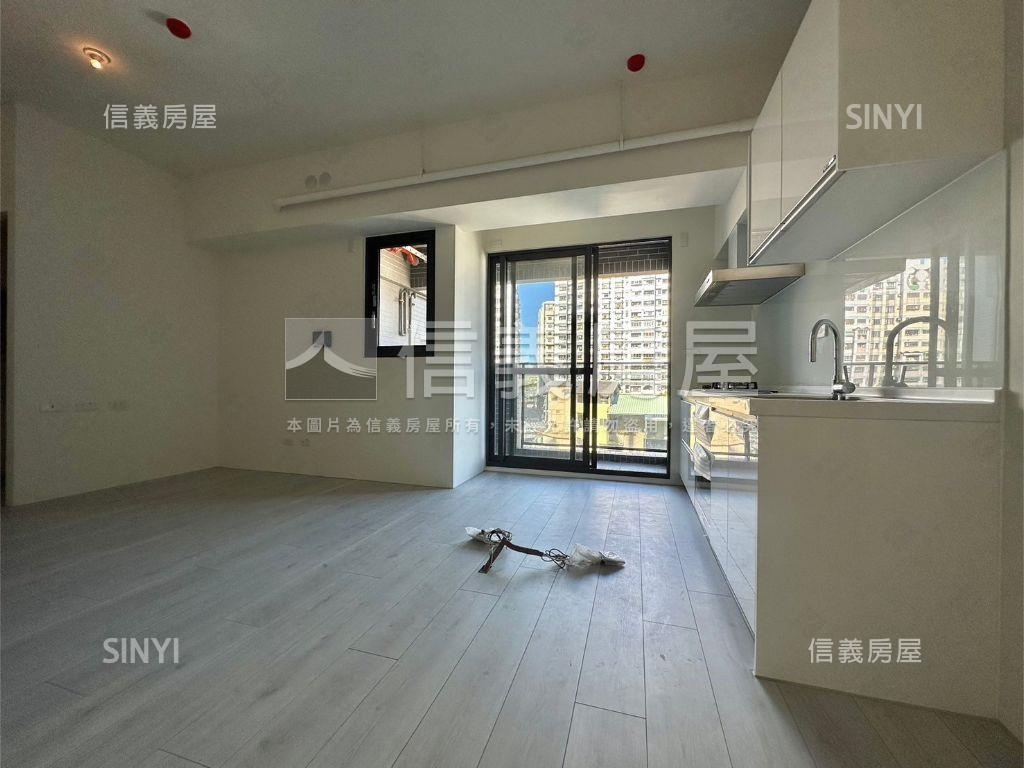 聚富滿滿三房平車質感佳房屋室內格局與周邊環境