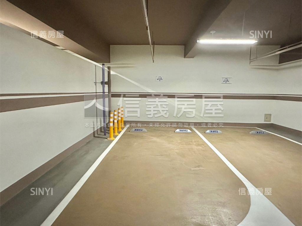 聚富滿滿三房平車質感佳房屋室內格局與周邊環境