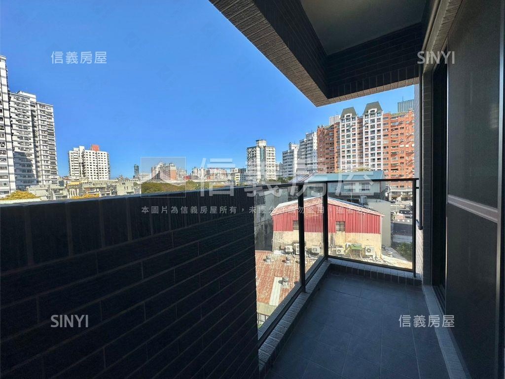 聚富滿滿三房平車質感佳房屋室內格局與周邊環境