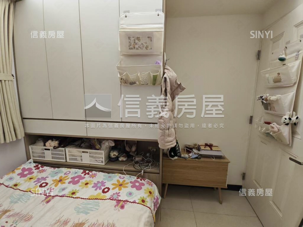 紳鄰高樓美３＋１附車位房屋室內格局與周邊環境