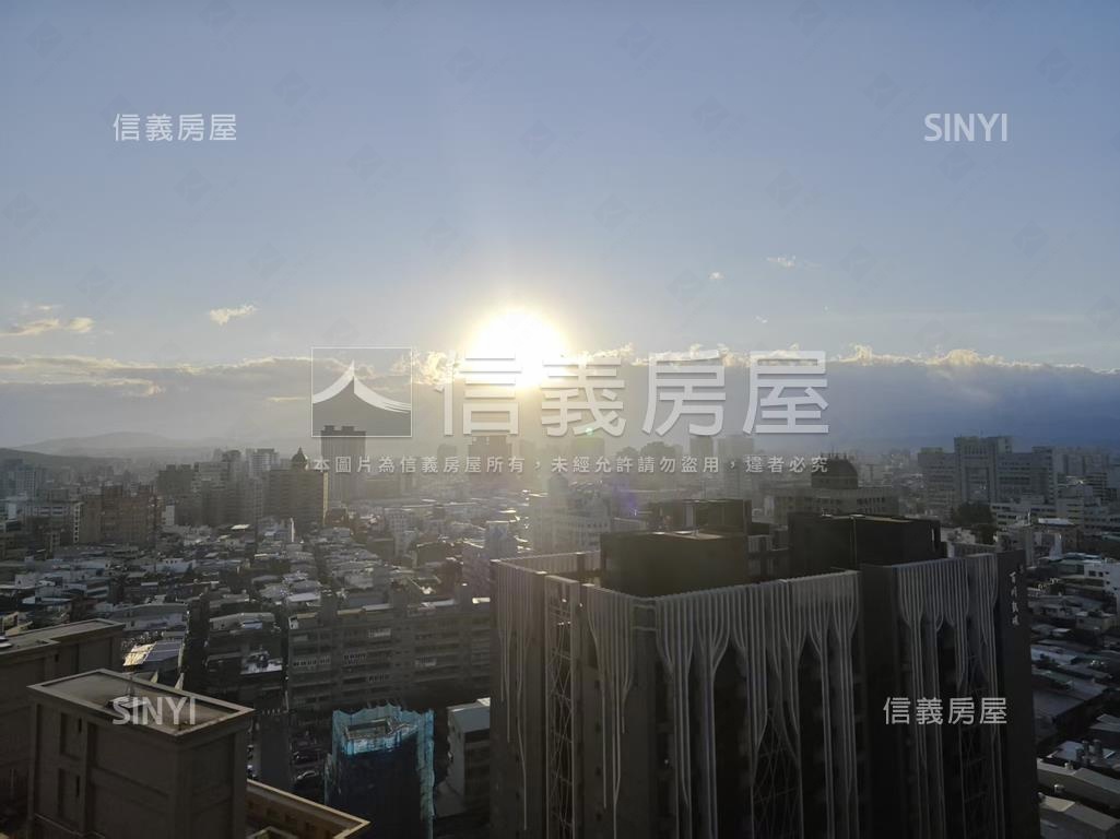 紳鄰高樓美３＋１附車位房屋室內格局與周邊環境