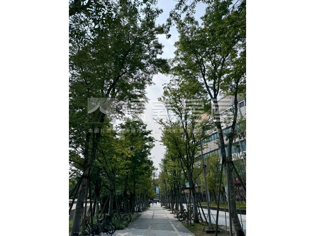 預售仁愛玉璽２樓房屋室內格局與周邊環境