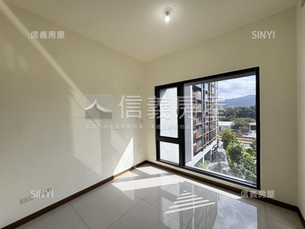 【新潤青樺】三房平面車位房屋室內格局與周邊環境