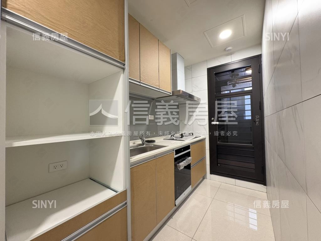 【新潤青樺】三房平面車位房屋室內格局與周邊環境