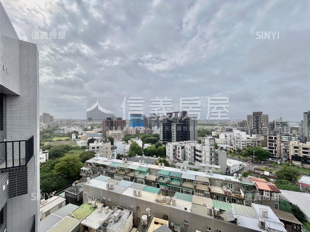 力天品翰次頂樓視野三房房屋室內格局與周邊環境