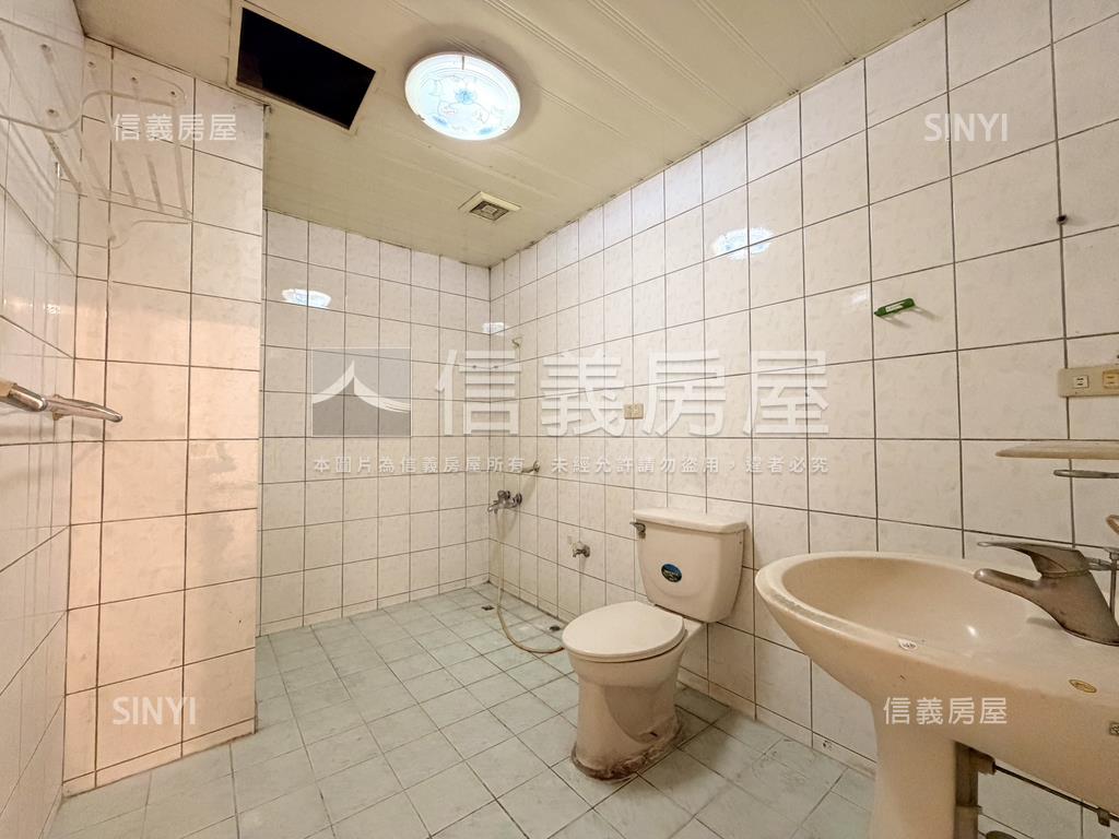綠意校園｜木新路二樓房屋室內格局與周邊環境