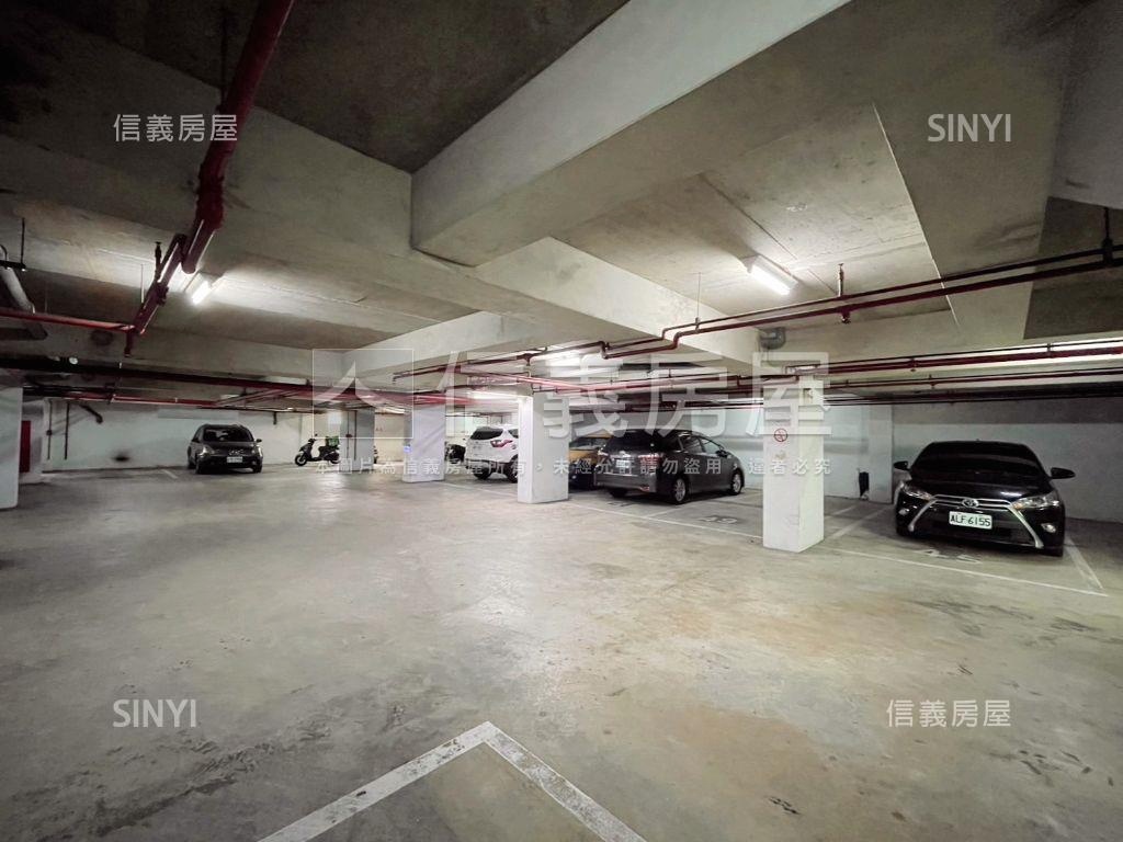 嘉濱邊間透天有車位房屋室內格局與周邊環境