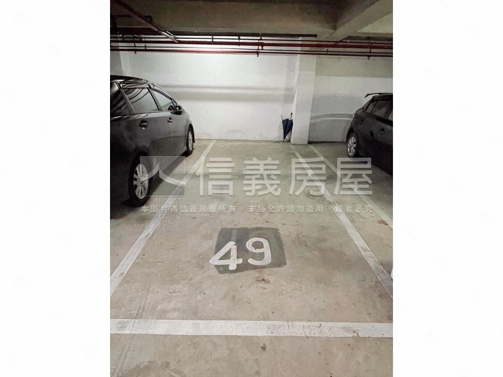 嘉濱邊間透天有車位房屋室內格局與周邊環境