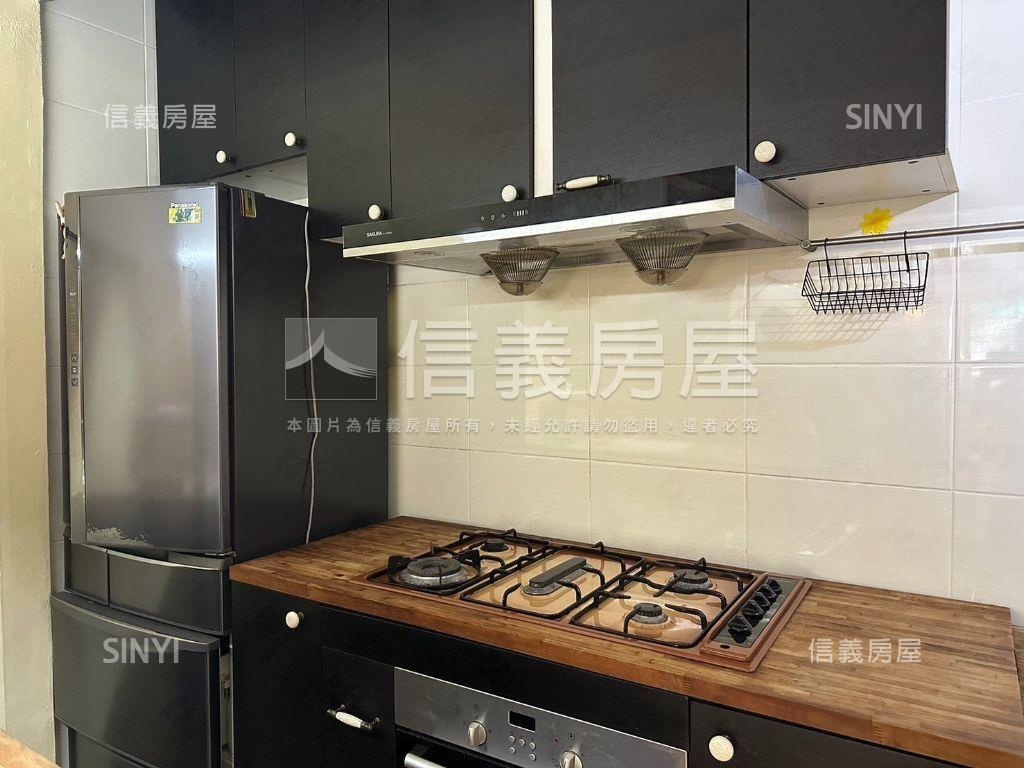 低總價近愛買｜溫馨美居房屋室內格局與周邊環境