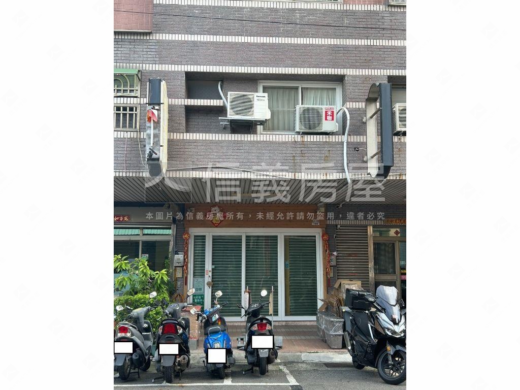 左營高鐵生活圈正路金店面房屋室內格局與周邊環境