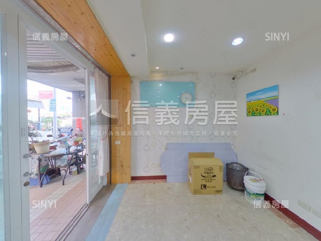 左營高鐵生活圈正路金店面房屋室內格局與周邊環境