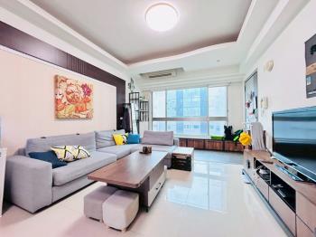 竹城新宿四房車位