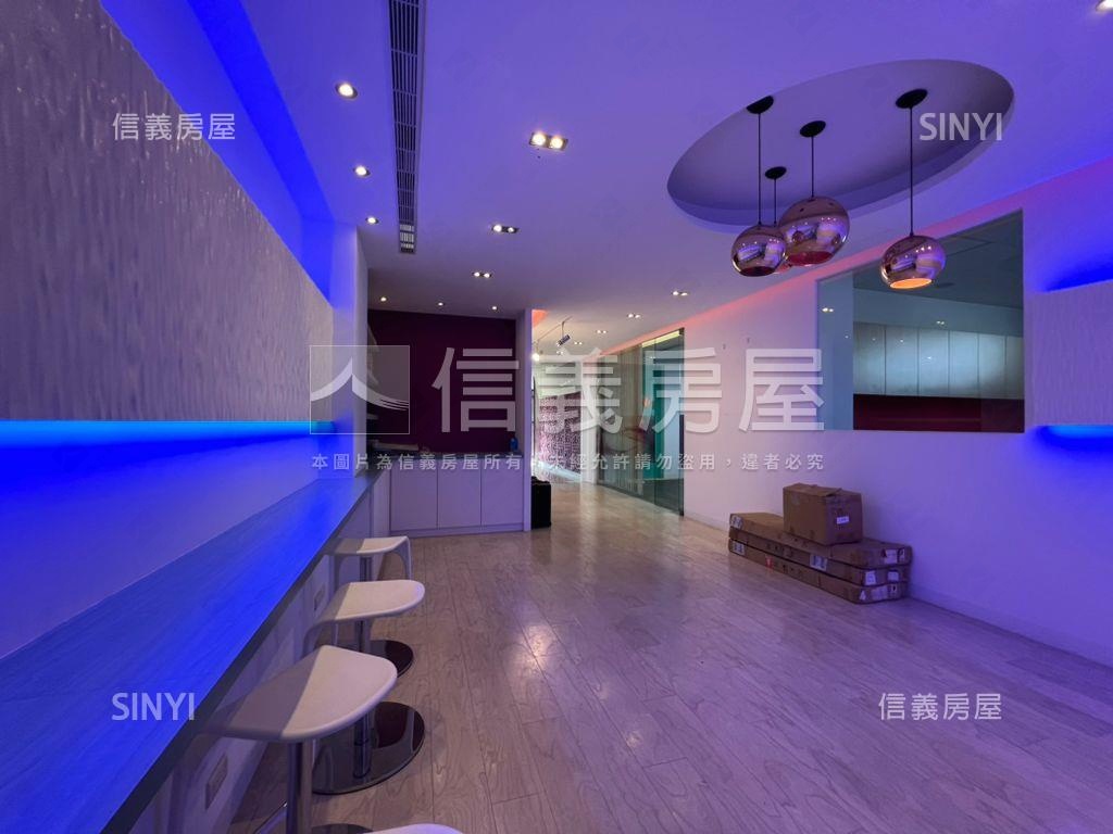 黎明路鑽石透店房屋室內格局與周邊環境