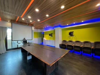 七期黎明路大面寬雙透店