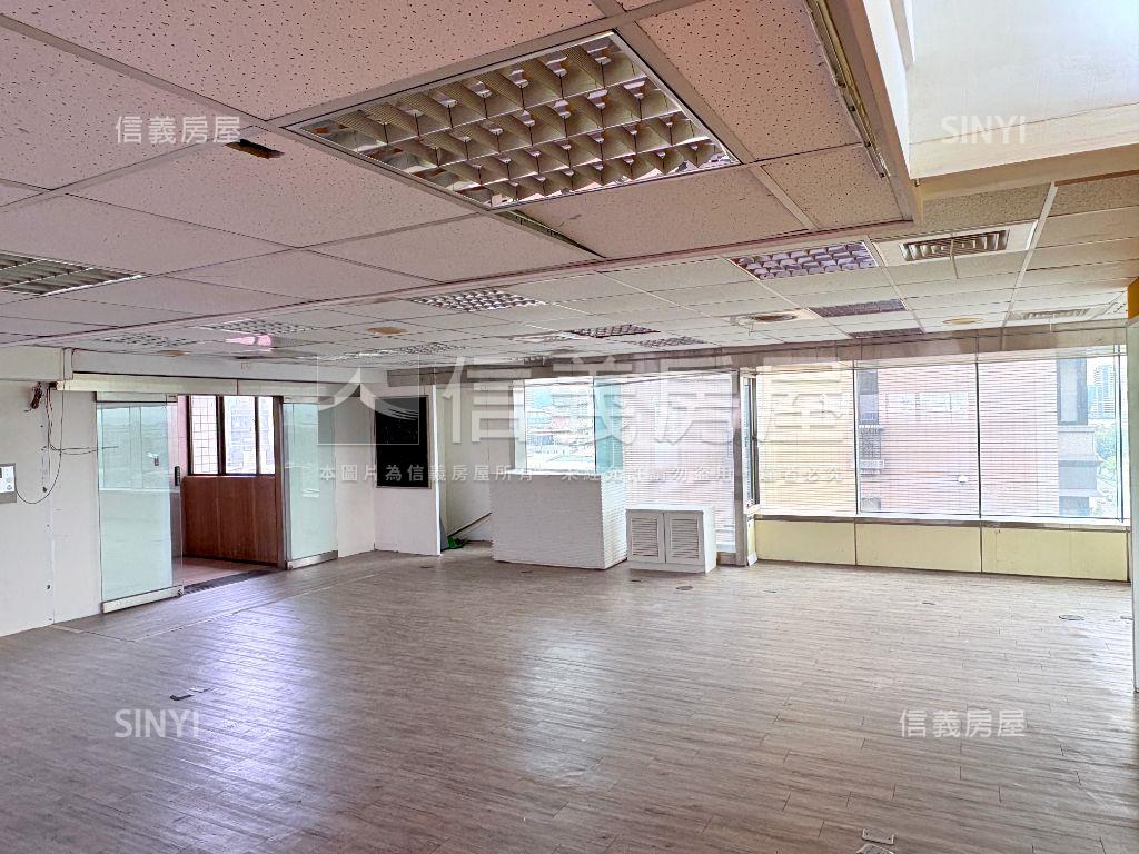 北士科明亮帷幕辦公房屋室內格局與周邊環境