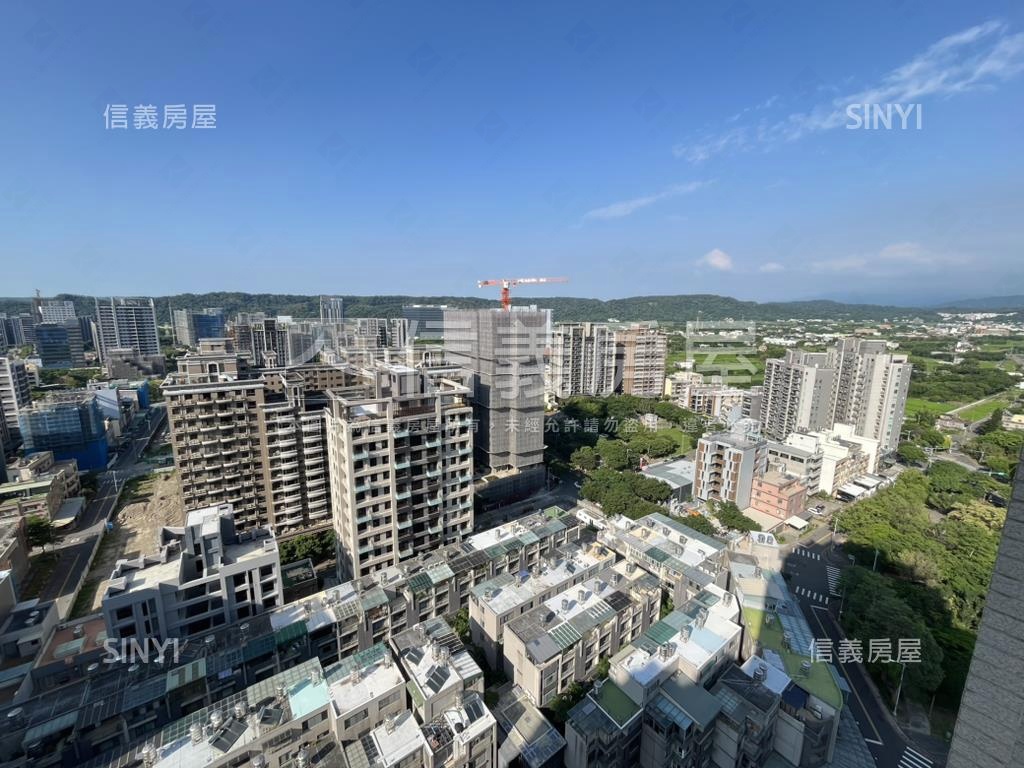 高鐵區遼闊視野大３房房屋室內格局與周邊環境