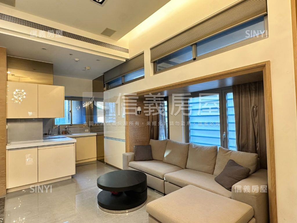 附中阿曼挑高極品房屋室內格局與周邊環境