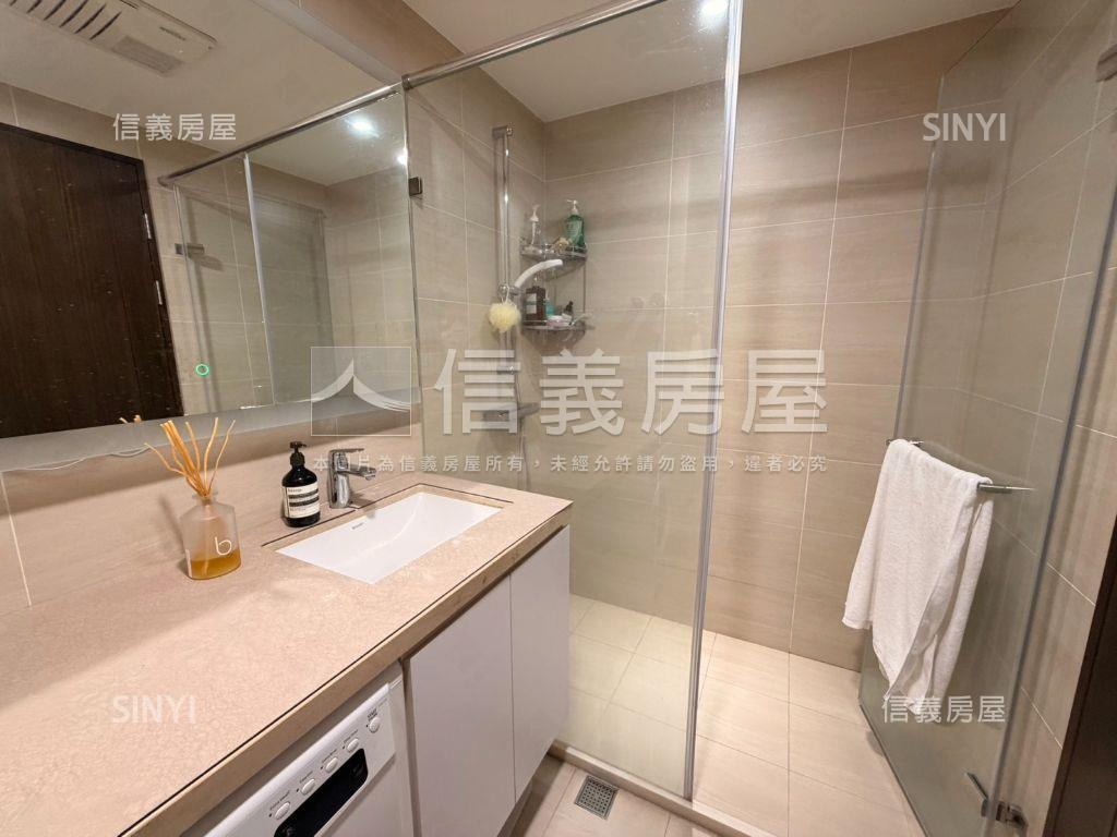 專任．次高樓日日房屋室內格局與周邊環境