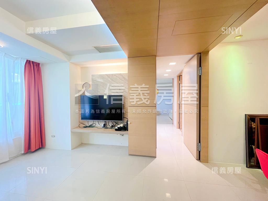 新接專任～捷運旁電梯三房房屋室內格局與周邊環境