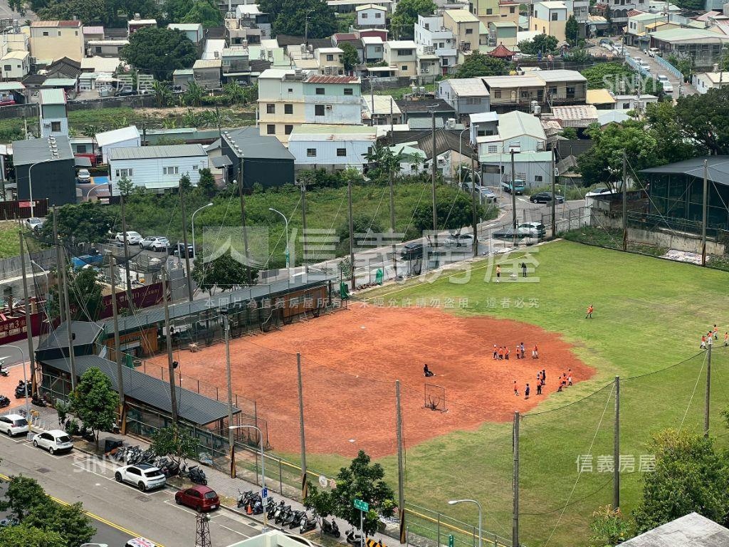 微笑城市高樓兩房平面車位房屋室內格局與周邊環境