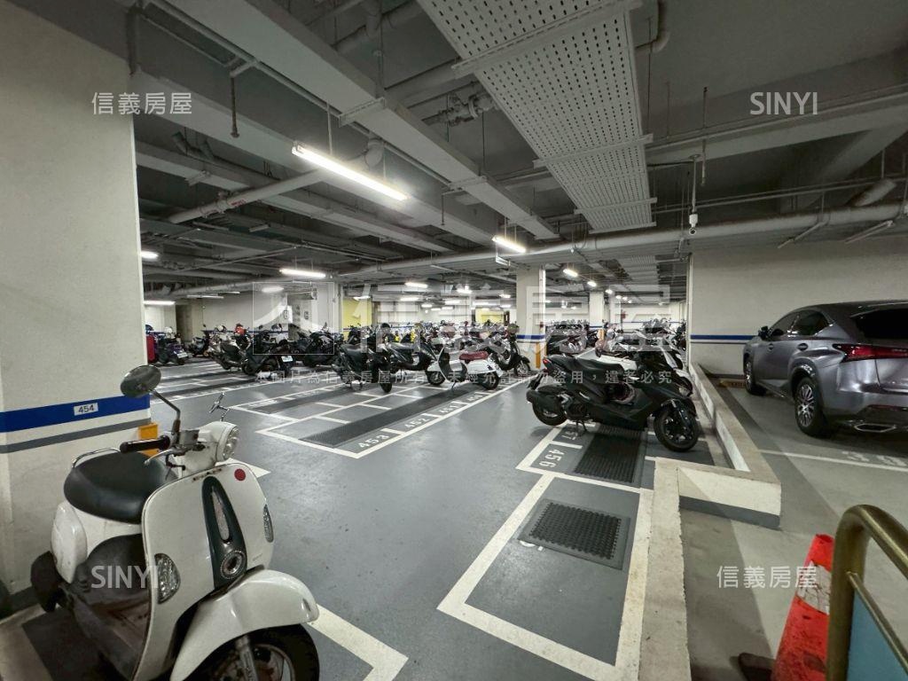 微笑城市高樓兩房平面車位房屋室內格局與周邊環境