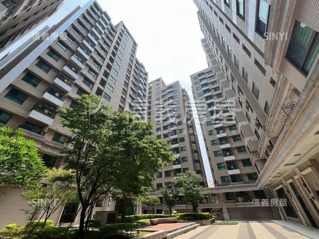 微笑城市高樓兩房平面車位房屋室內格局與周邊環境
