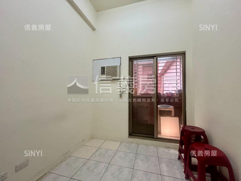 現代親家面金店房屋室內格局與周邊環境