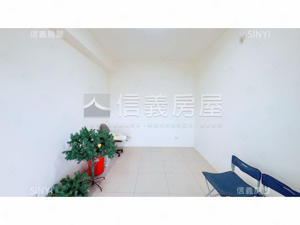 稀有鼎富美透天房屋室內格局與周邊環境