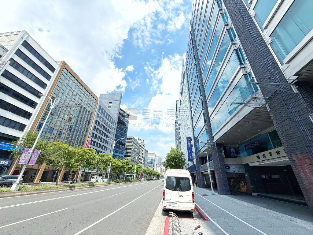 南京☆建國企業指標金店面房屋室內格局與周邊環境