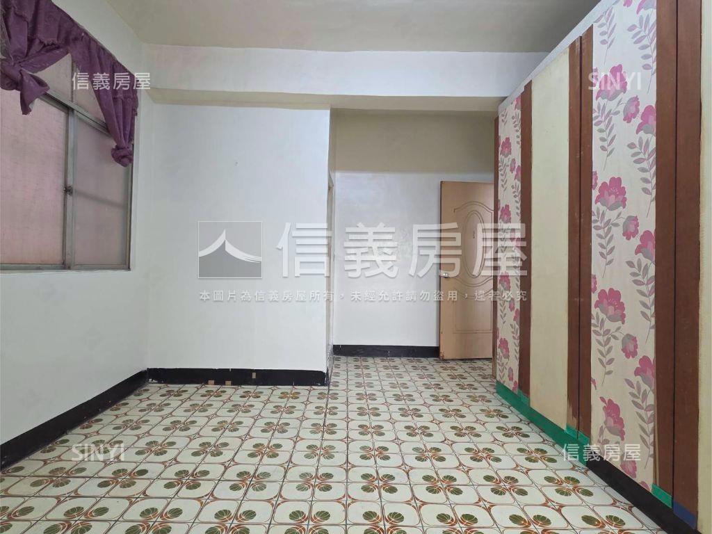 五甲商圈近捷運機能美宅房屋室內格局與周邊環境