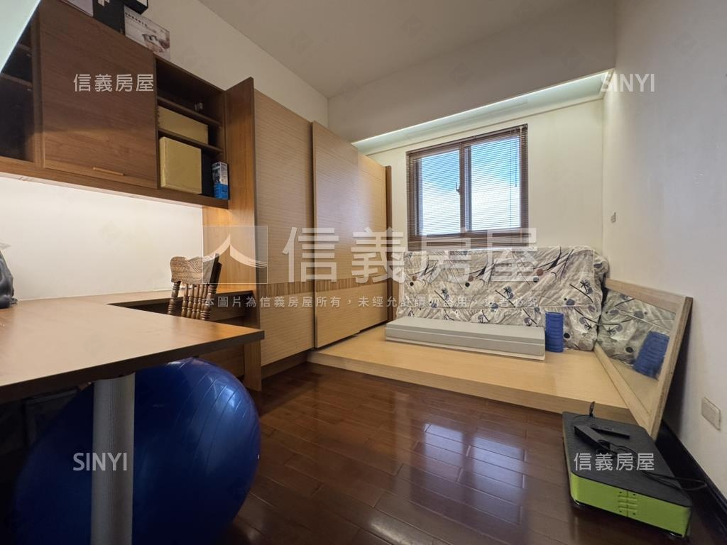 花園官邸捷運４房珠寶盒房屋室內格局與周邊環境