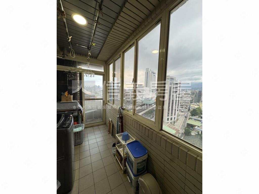 花園官邸捷運４房珠寶盒房屋室內格局與周邊環境