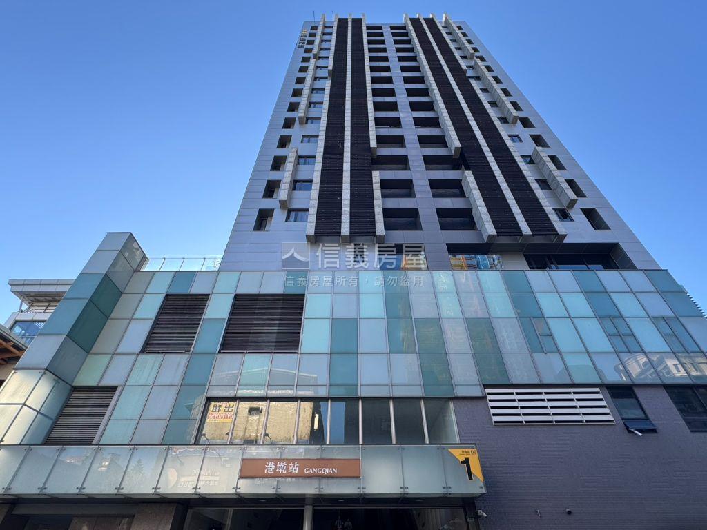 港墘稀有一樓停車方便房屋室內格局與周邊環境