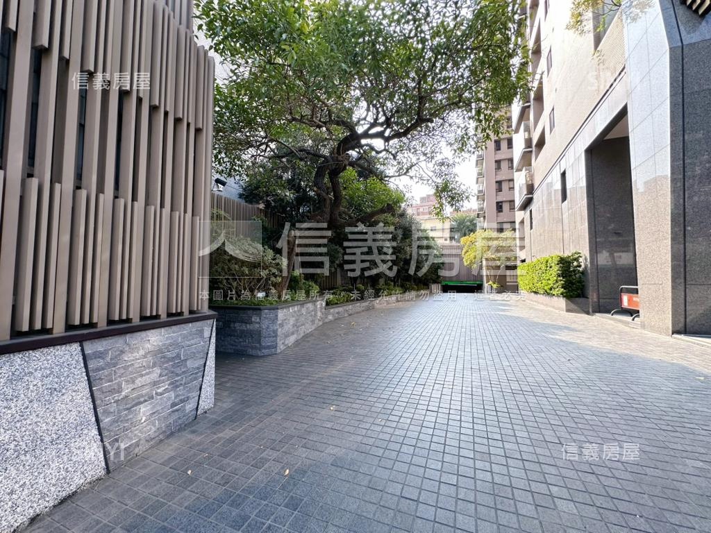 精裝精銳藝博匯三房雙平車房屋室內格局與周邊環境