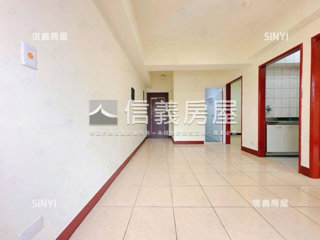 近興大有整理兩房坡道車位房屋室內格局與周邊環境