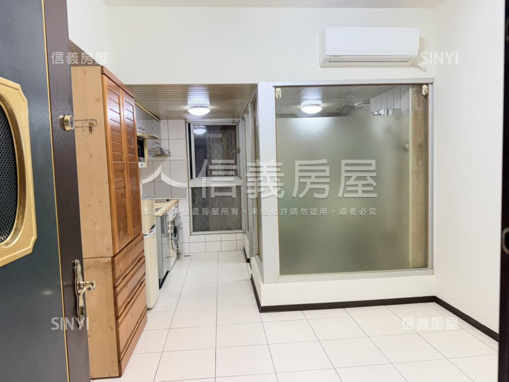 三重國小捷運站白金賞套房房屋室內格局與周邊環境