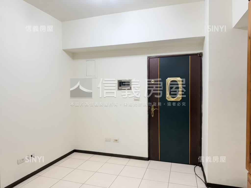 三重國小捷運站白金賞套房房屋室內格局與周邊環境