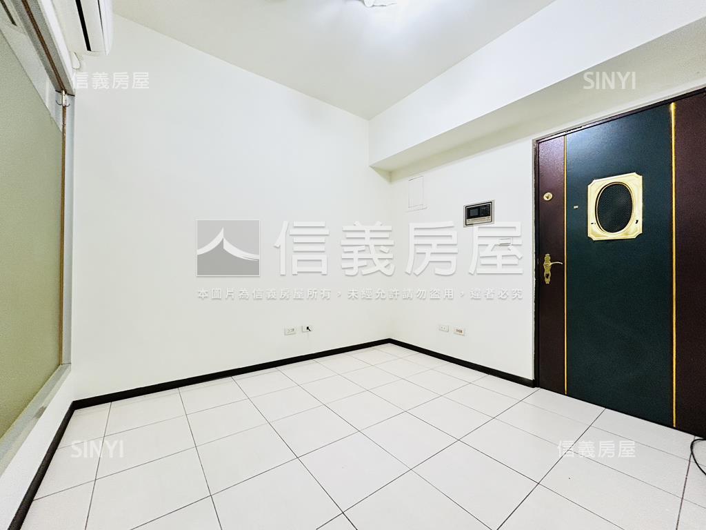 三重國小捷運站白金賞套房房屋室內格局與周邊環境