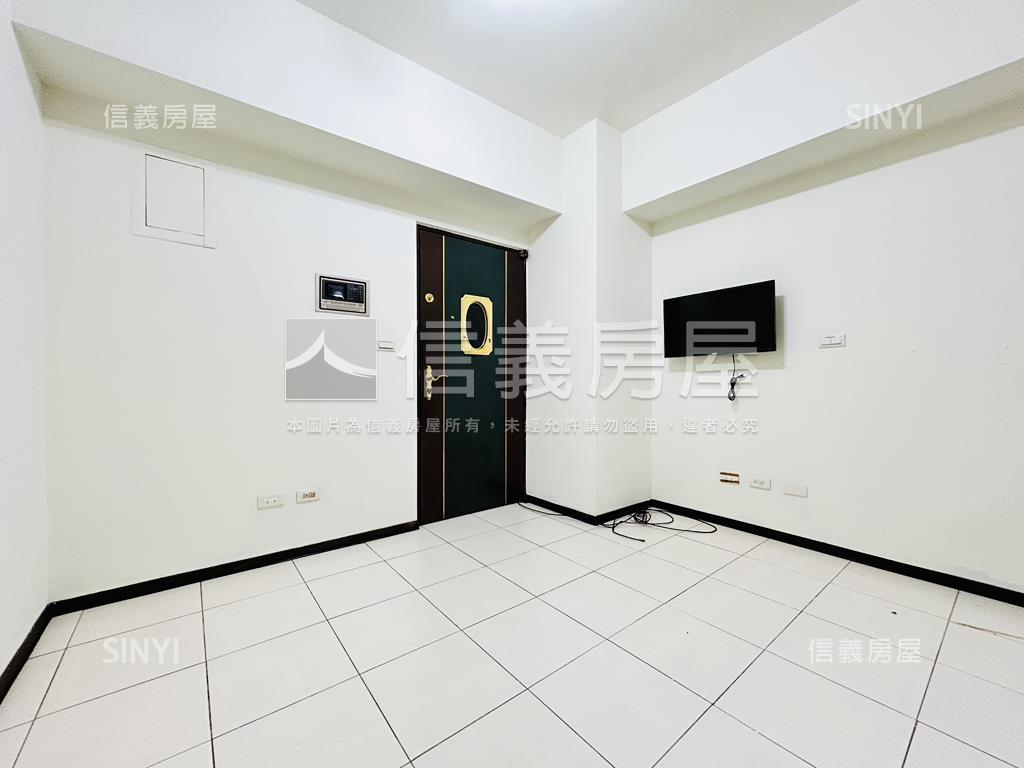 三重國小捷運站白金賞套房房屋室內格局與周邊環境