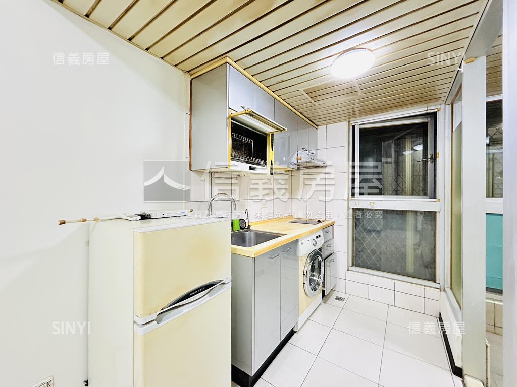 三重國小捷運站白金賞套房房屋室內格局與周邊環境