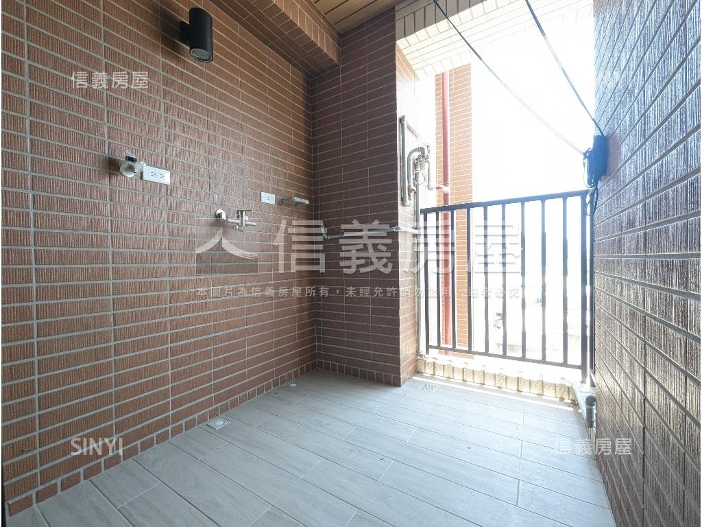 茵之伴６樓全新兩房兩衛房屋室內格局與周邊環境